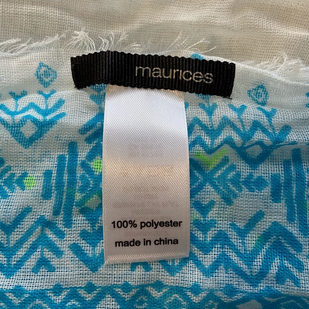 Maurices Aztec Print Scarf - Picture 2 of 3